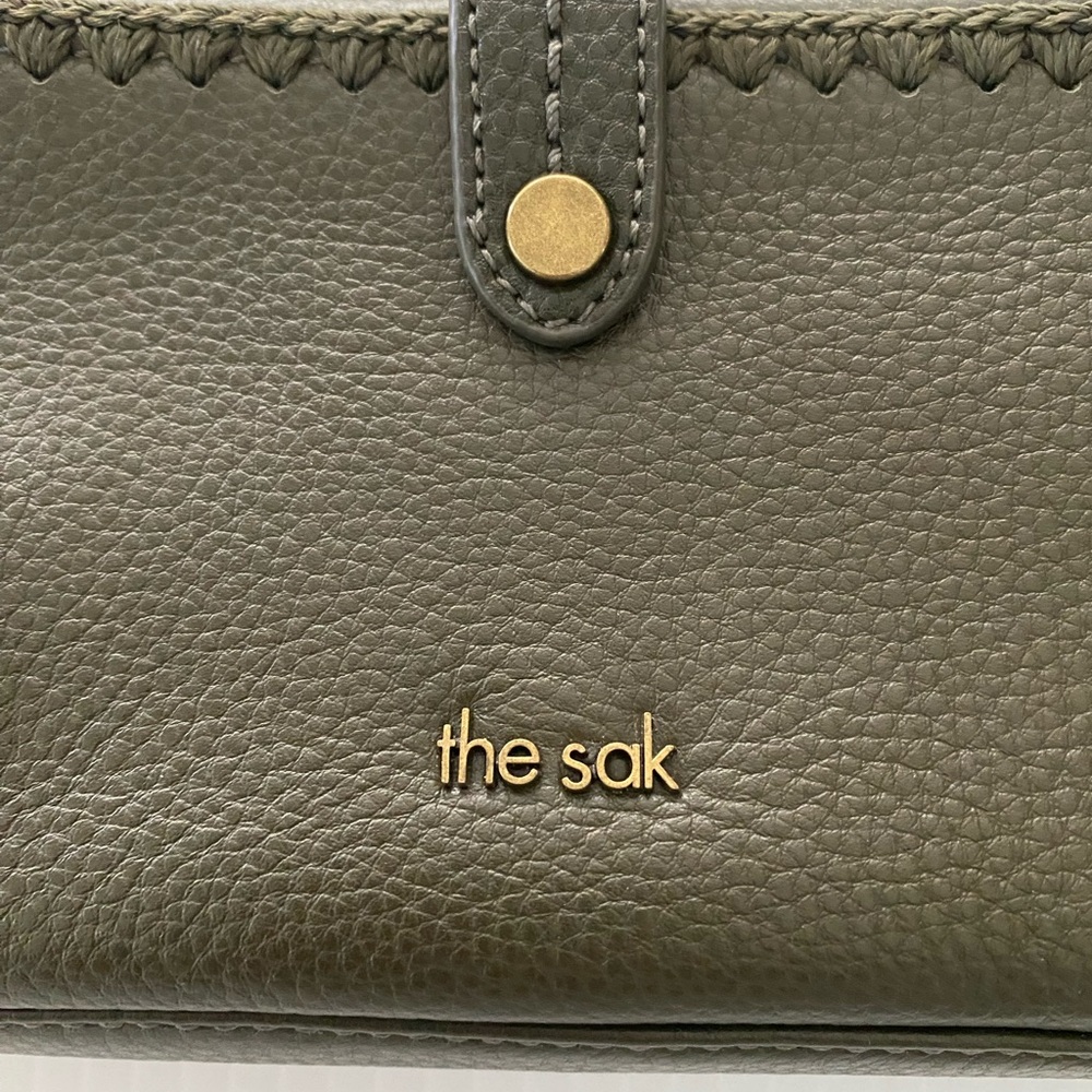 The Sak 'Iris' Smartphone Wallet Wristlet Crossbody, Olive Green Zip Around - Picture 2 of 7